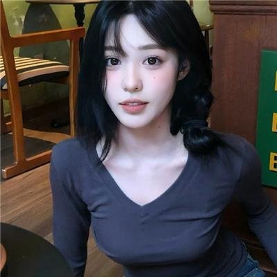 身价三亿的老娘被送进了养老院